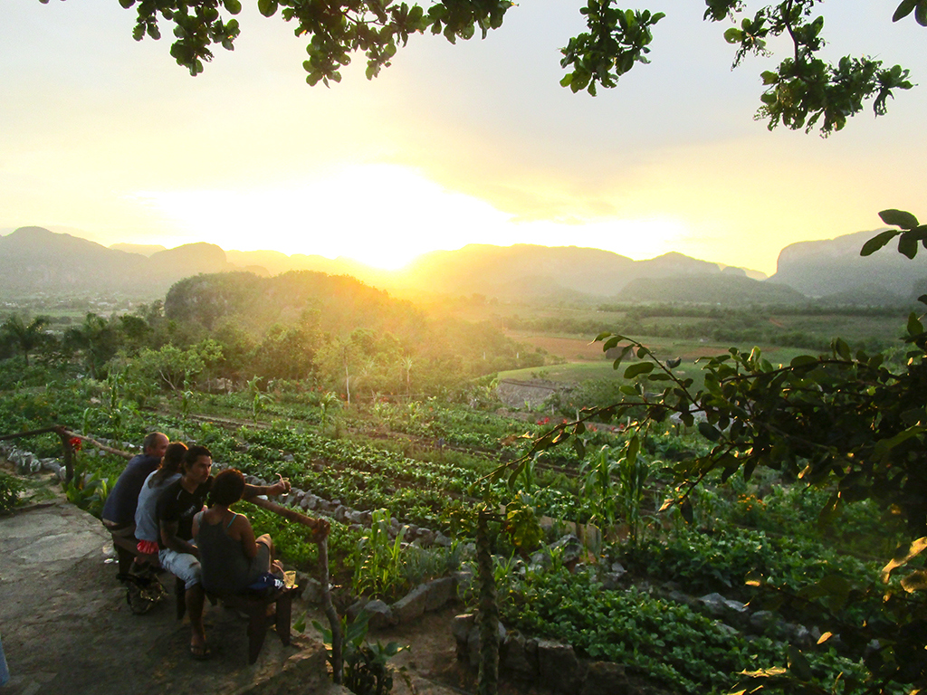 Sonnenuntergang im Viñales-Tal 