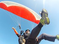 Paragliding in Sucre