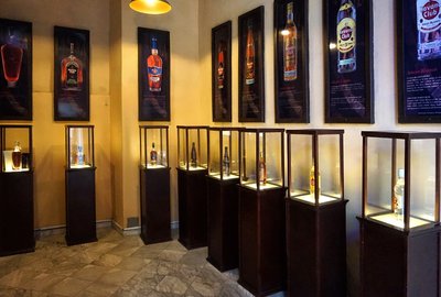 Rum Museum - Vitrinen